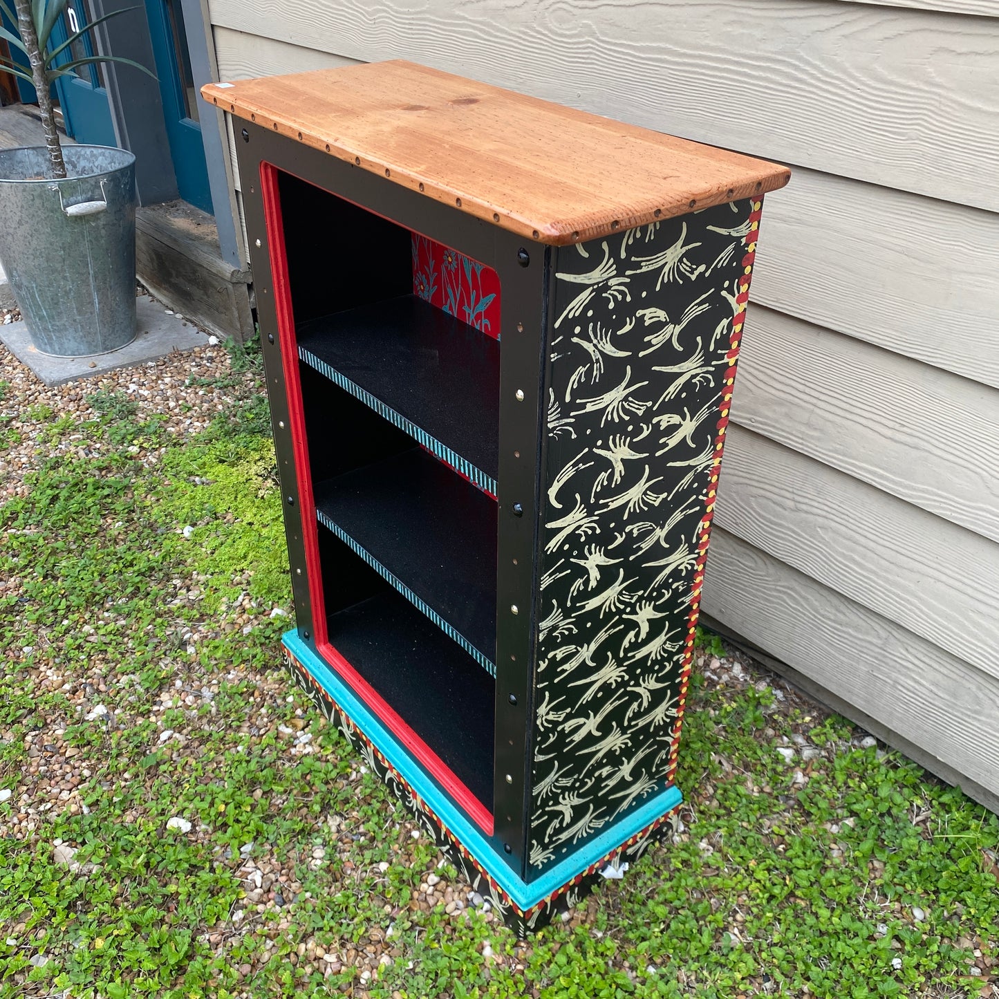 Tommy Lewis Marsh Style Itty Bitty Bookshelf