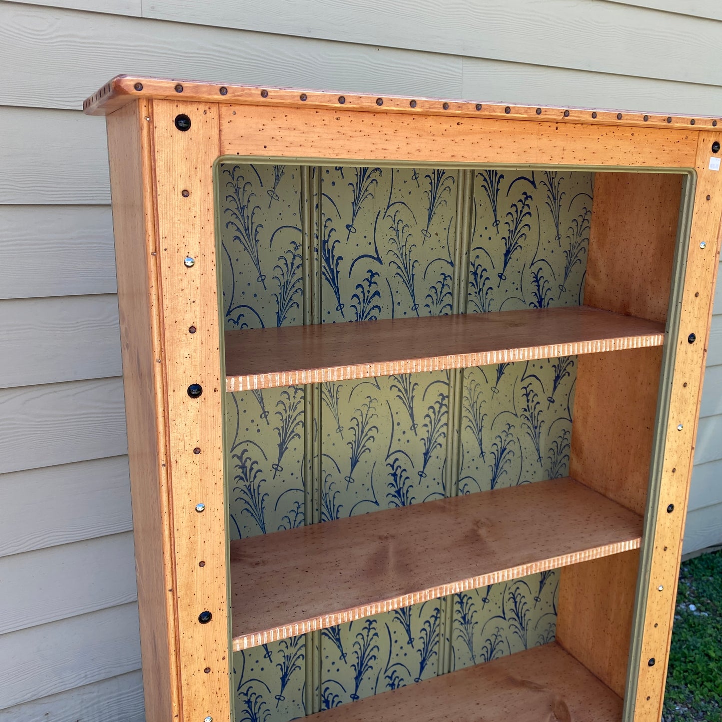 Tommy Lewis Marsh Style 5' Vertical Bookshelf
