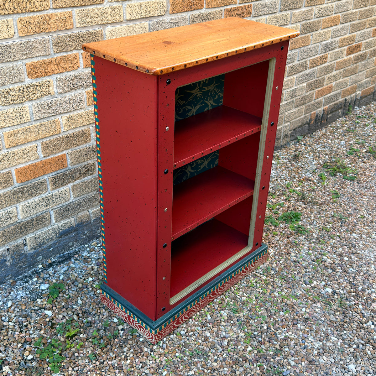 Tommy Lewis Marsh Style Itty Bitty Bookshelf