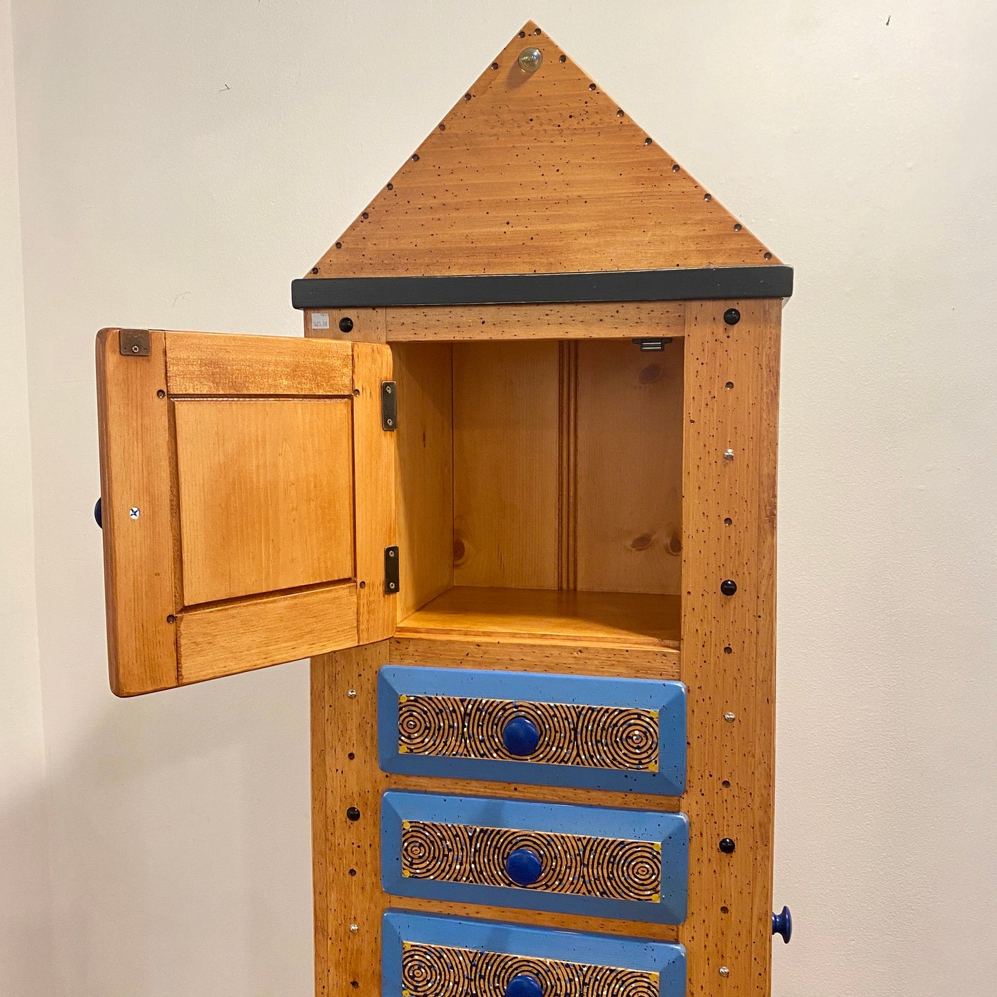 Tommy Lewis Marsh Style Jewelry Catchall on Legs