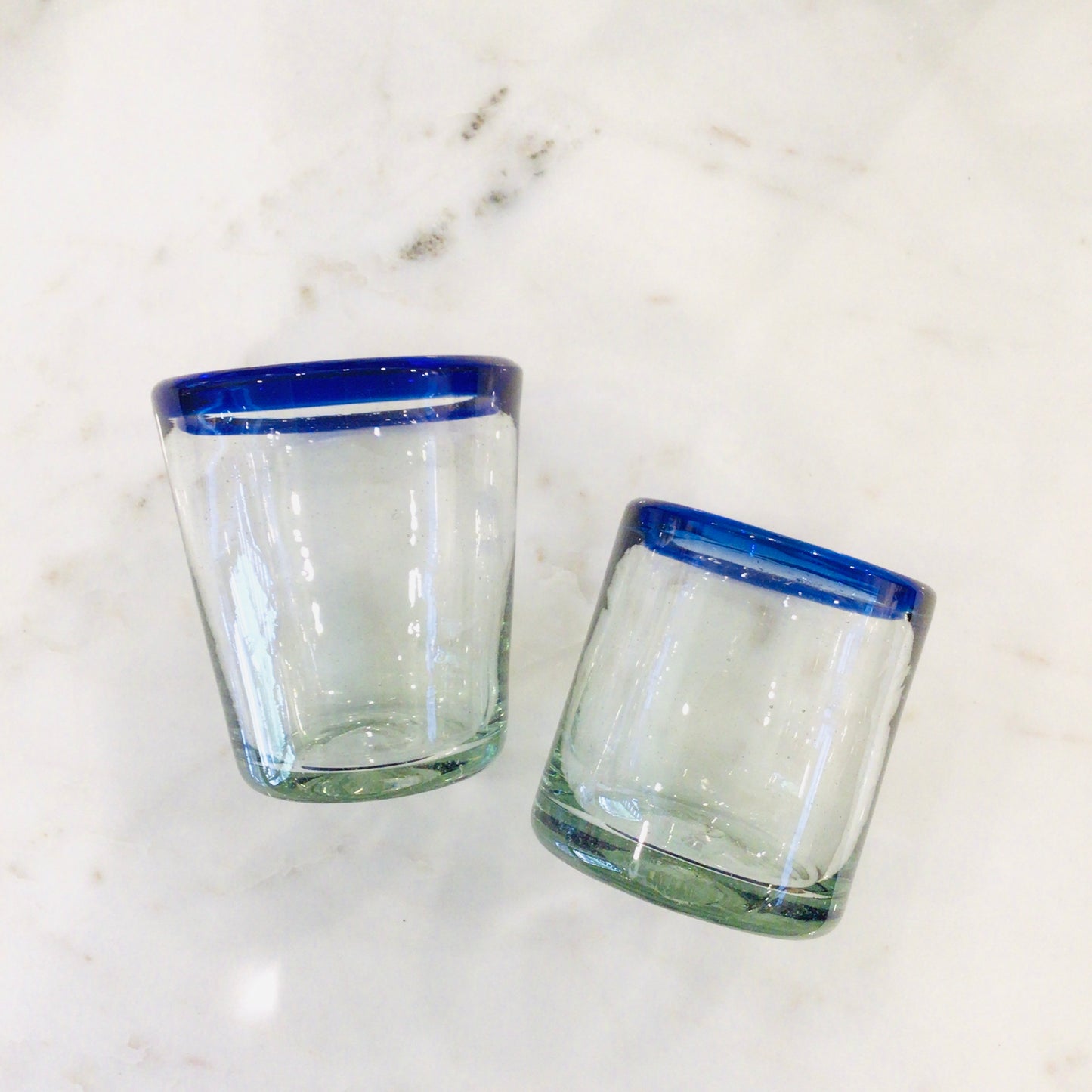 Mexican Glass V-shapd Tumbler - Blue Rim