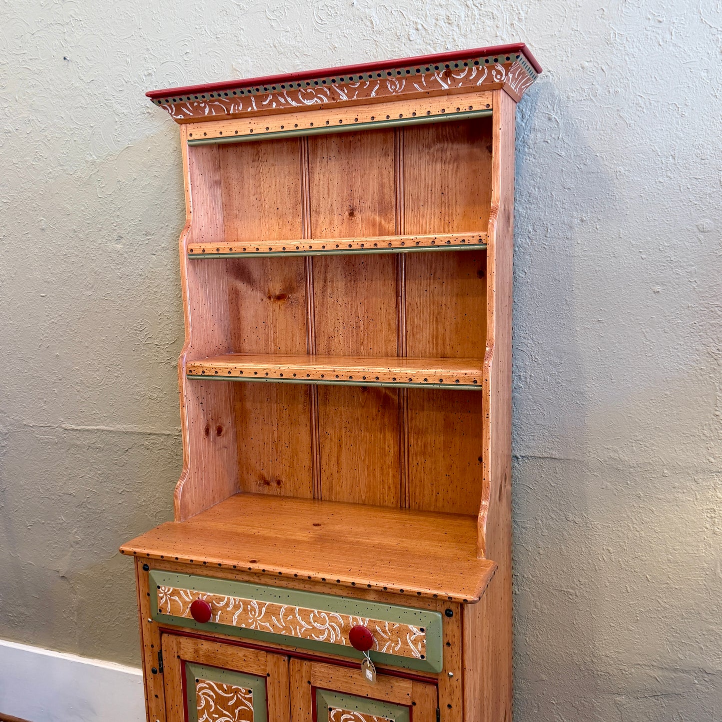 Tommy Lewis Marsh Style Kitchen Cupboard Cabinet
