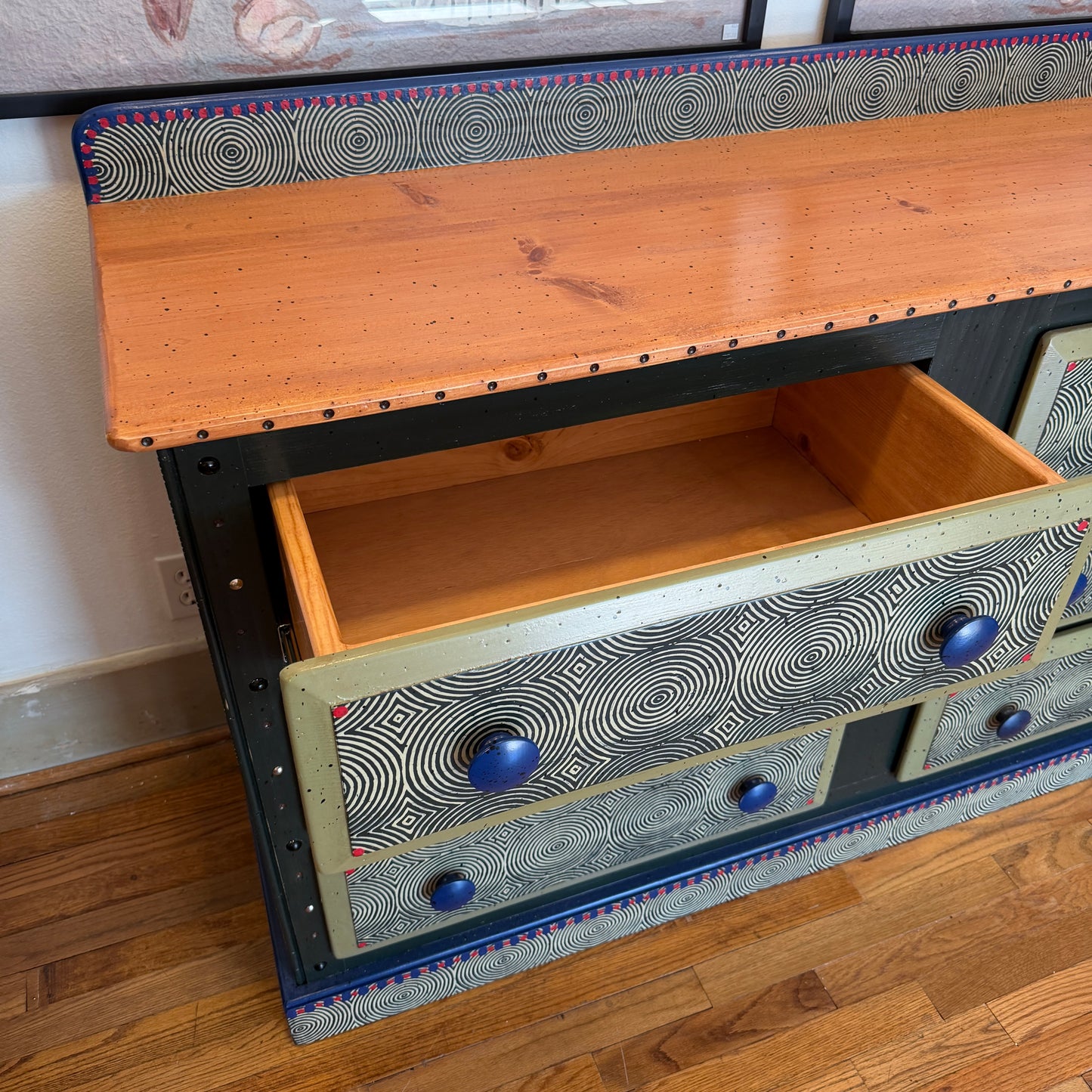 Tommy Lewis Marsh Style Six Drawer Dresser