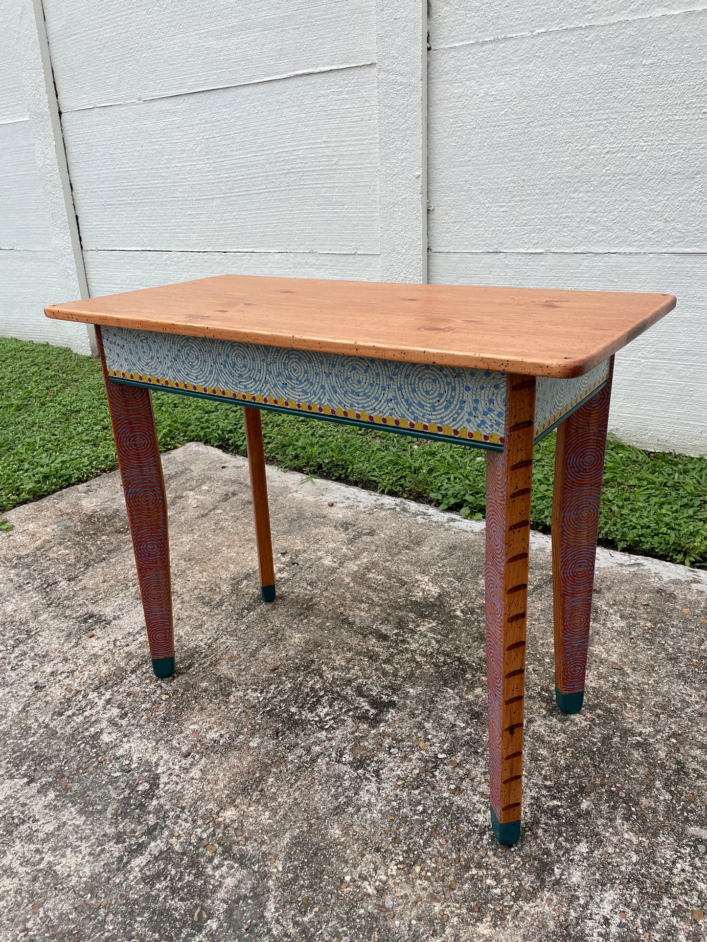 David Marsh 3' Mini Console Table