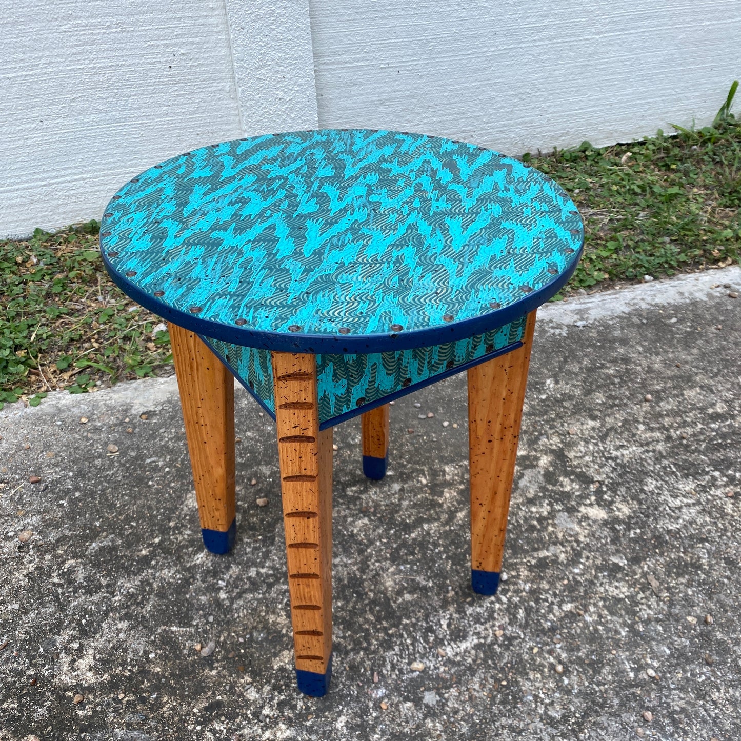 David Marsh 18" Round Side Table