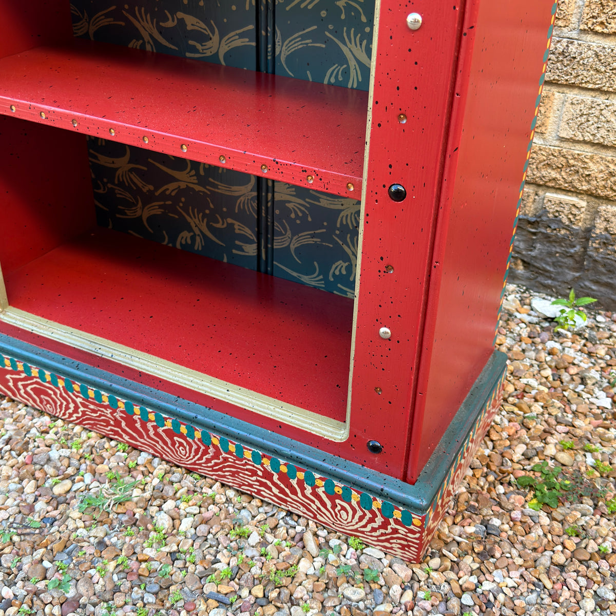 Tommy Lewis Marsh Style Itty Bitty Bookshelf
