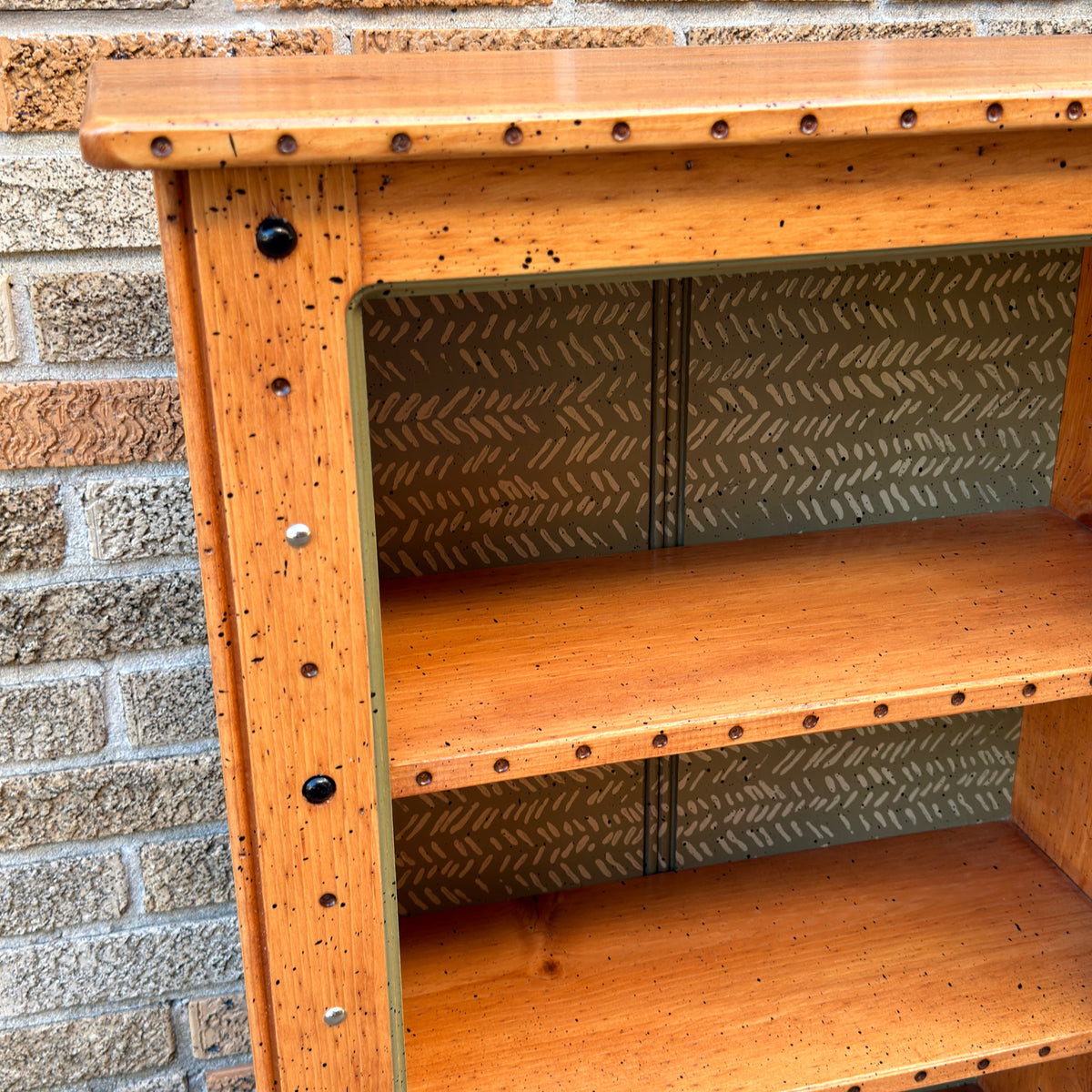 Tommy Lewis Marsh Style Itty Bitty Bookshelf