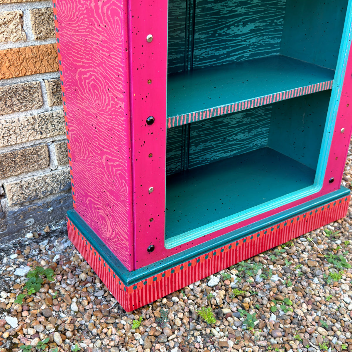 Tommy Lewis Marsh Style Itty Bitty Bookshelf