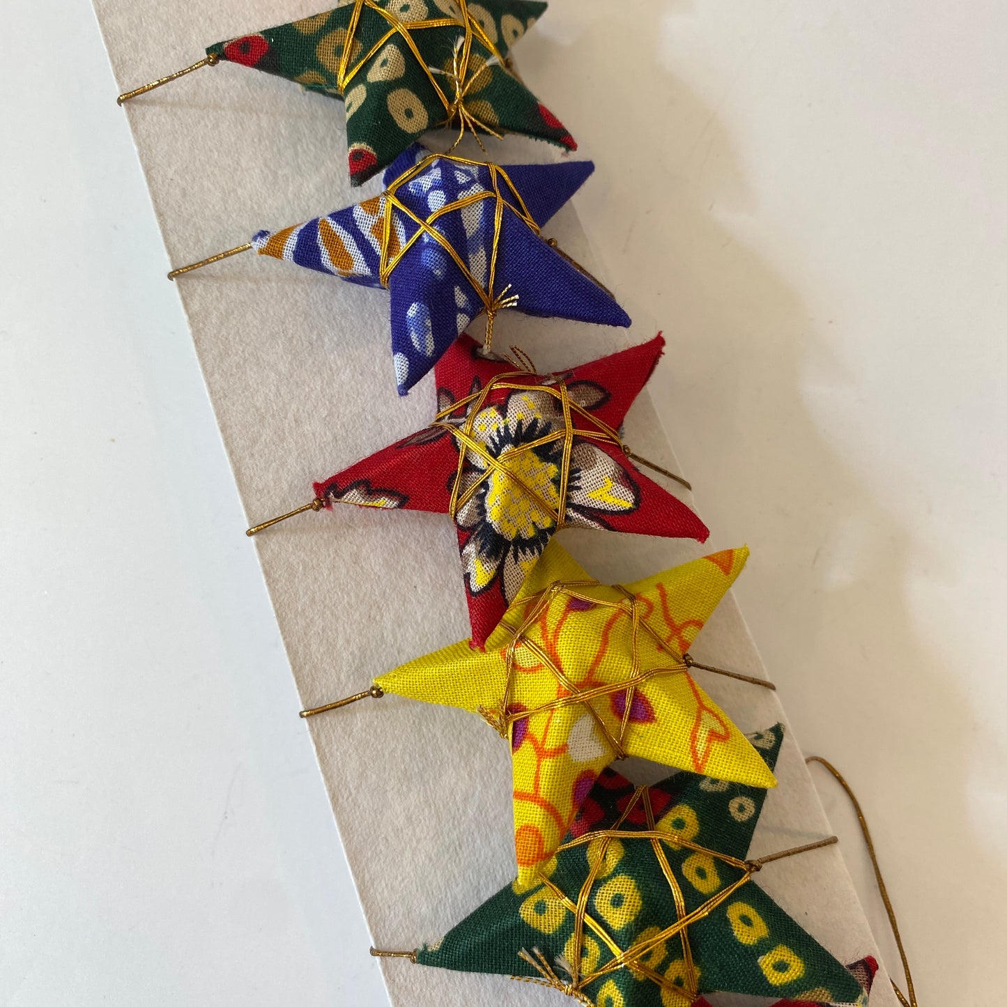 Sari Star Garland