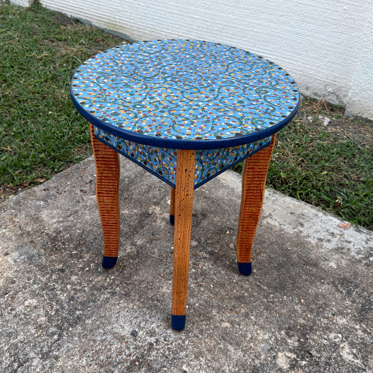 David Marsh 18" Round Side Table