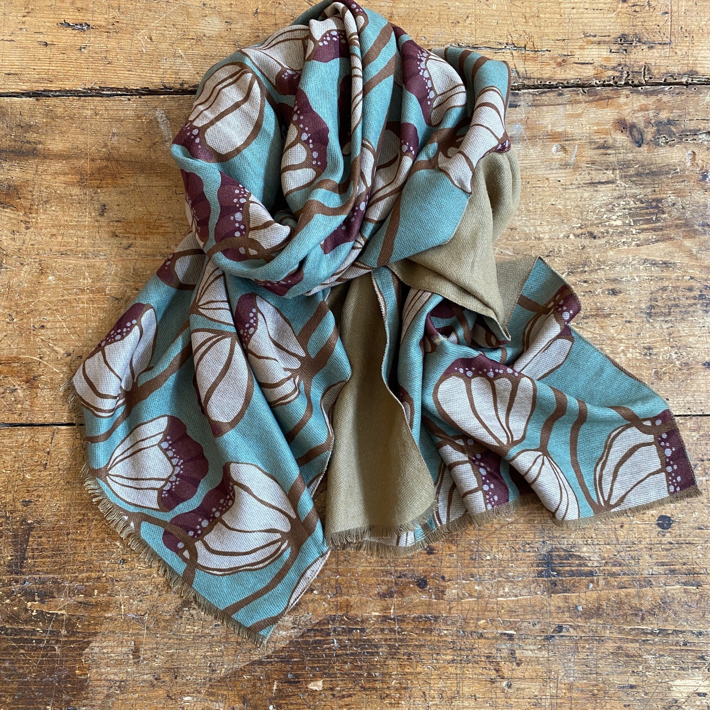 Tulip Green Patterned Scarf