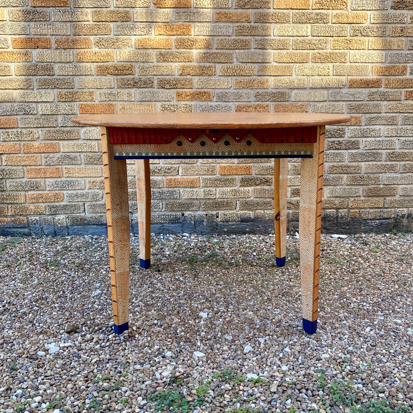 David Marsh 42" Round Dining Table