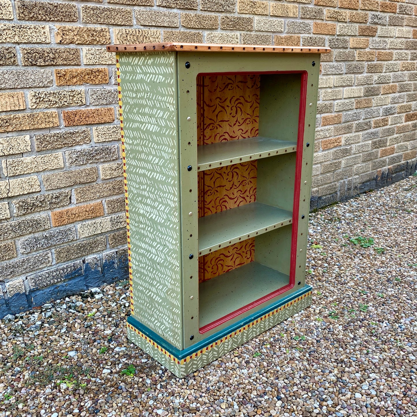 Tommy Lewis Marsh Style Itty Bitty Bookshelf