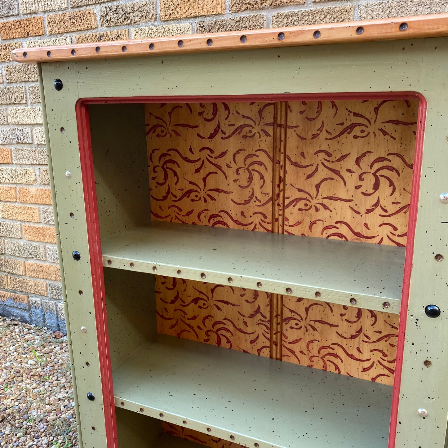 Tommy Lewis Marsh Style Itty Bitty Bookshelf