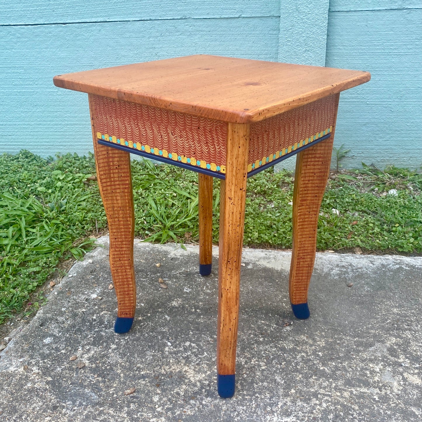 David Marsh 18” Square Side Table with Wiggle Legs