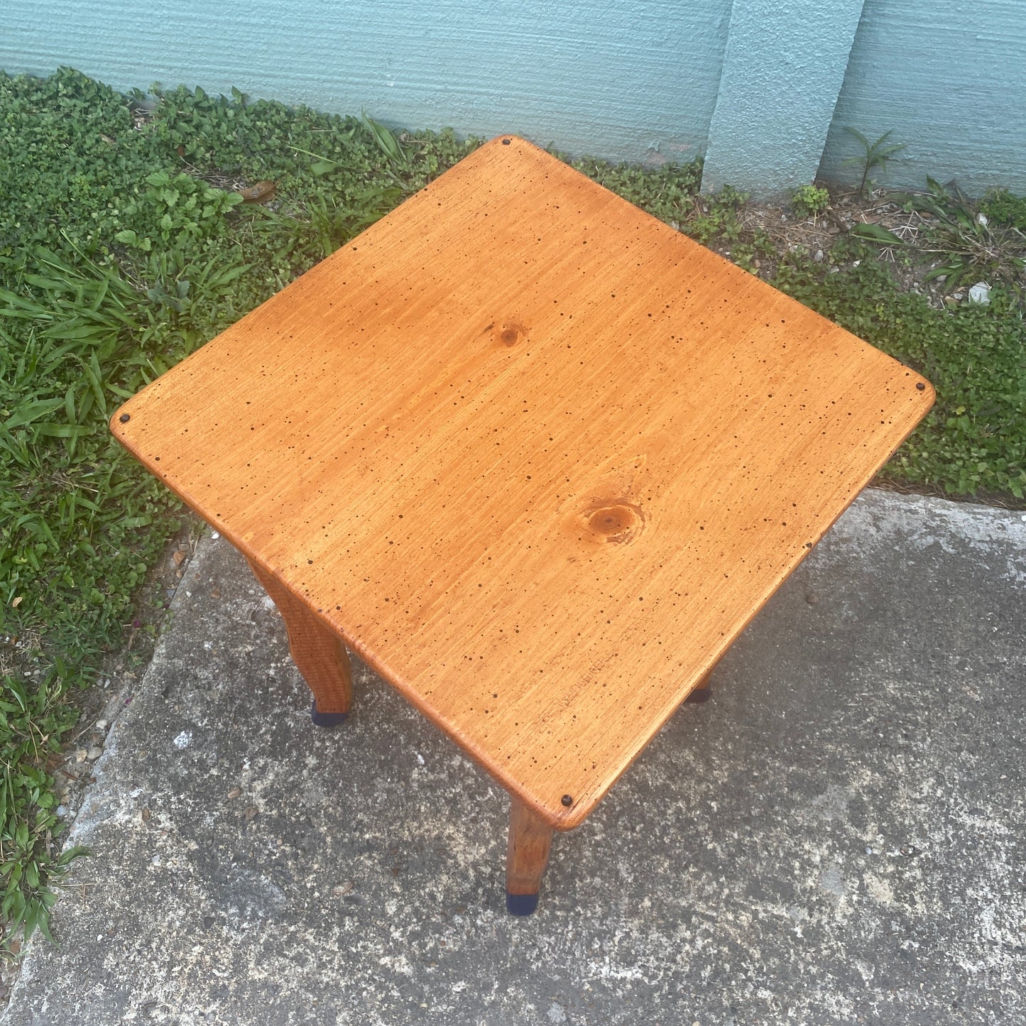 David Marsh 18” Square Side Table with Wiggle Legs