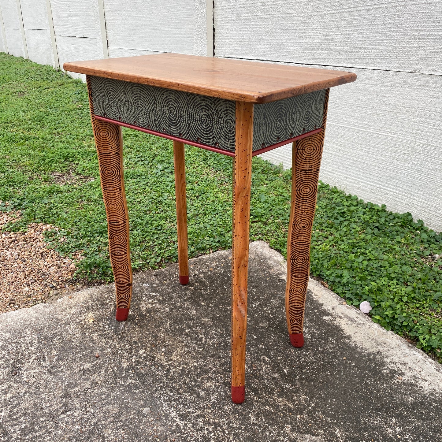 David Marsh 2’ Micro Console Table with Wiggle Legs