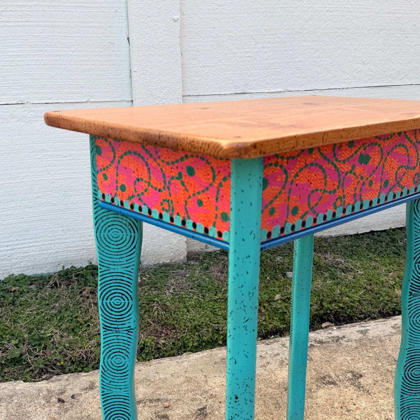 David Marsh 2’ Micro Console Table with Wiggle Legs