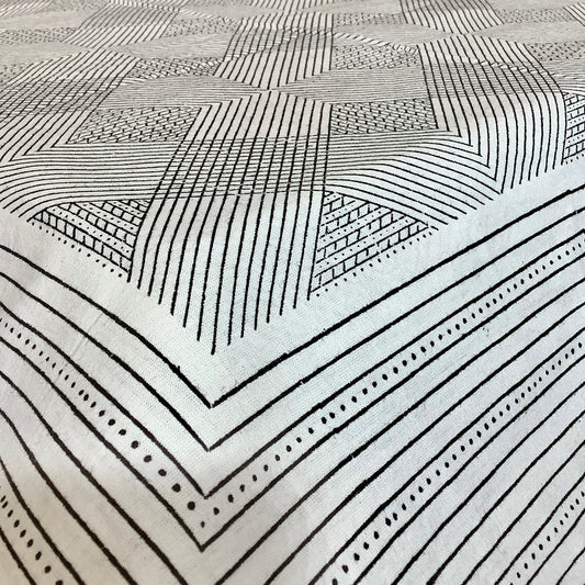 Aztec Grid Tablecloth - 60x60